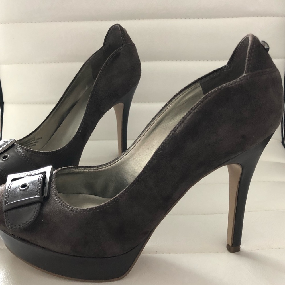 Dark grey suede GUESS high heels! Offer ✨